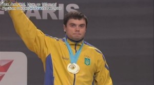 З 05 по 13 листопада 2011 року у місті Париж (Франція) проходив 79-й чоловічий і 22-й жіночий чемпіонати світу з важкої атлетики.
