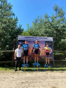 У м.Чернівці з 11 по 15 серпня пройшов черговий чемпіонат України в багатоденній гонці з велоспорту МТВ.