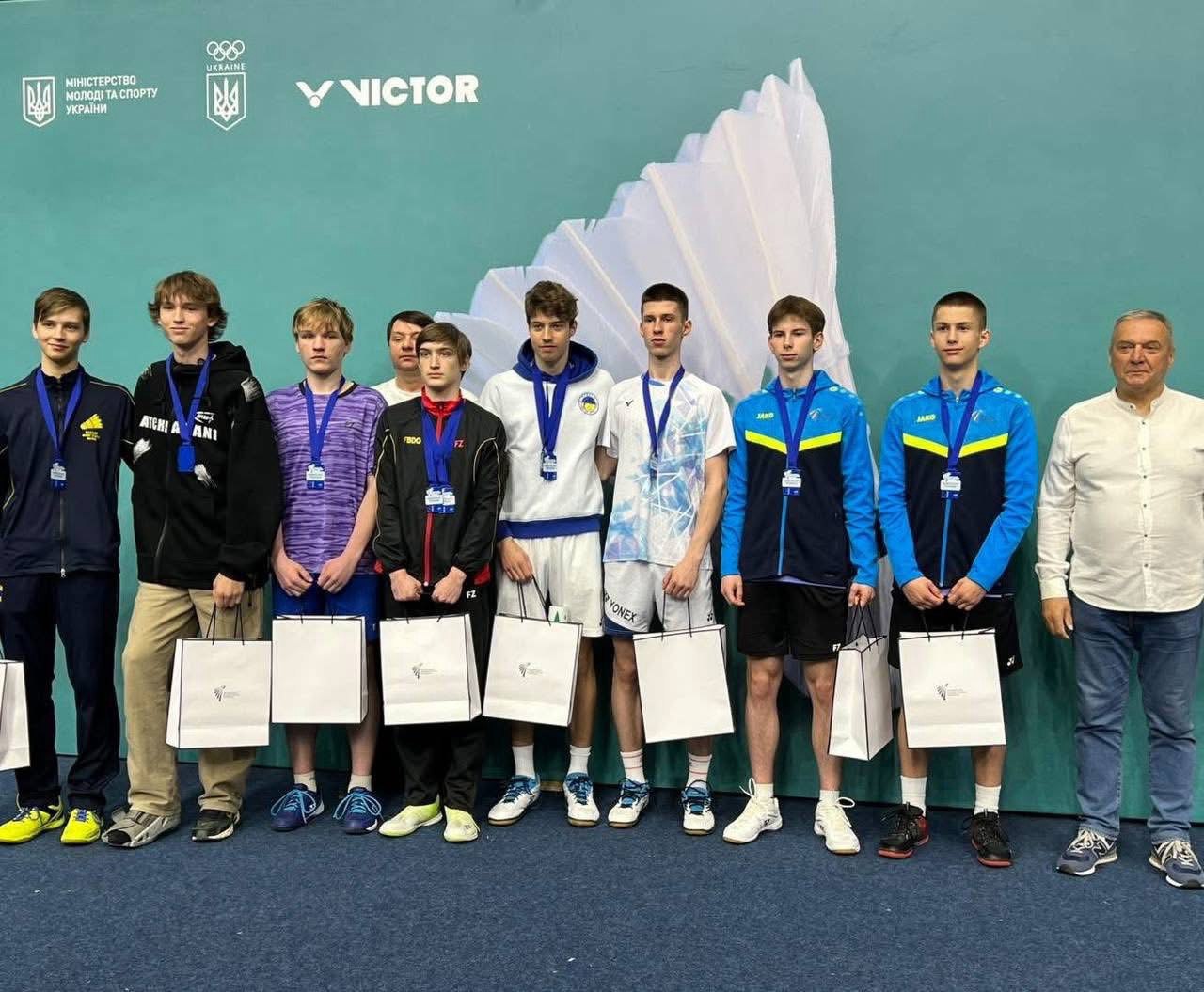 З 01-04.05.2025 в м. Дніпро пройшов чемпіонат України з бадмінтону U-17.