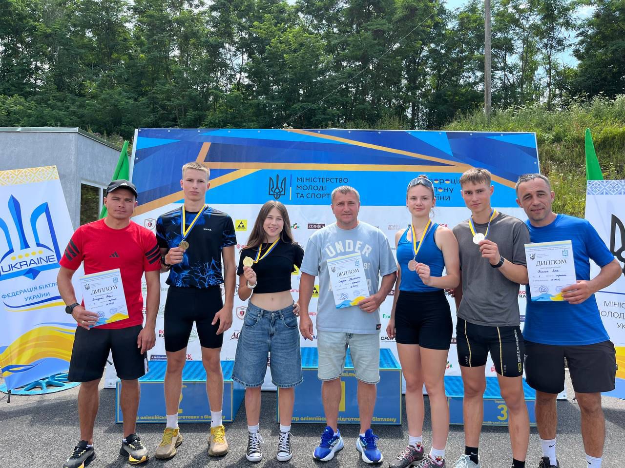З 18 по 22 липня 2025 року у Тернопільській області проходили Всеукраїнські змаганнях серед юнаків та дівчат з літнього біатлону пам’яті загиблих захисників України.