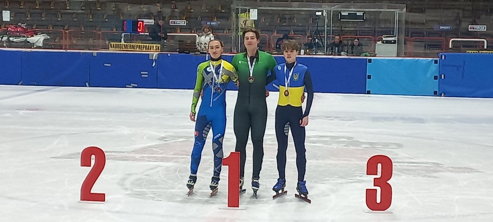 З 12 по 14.12.2025 року в Словаччині відбулися Міжнародні змагання з шорт-треку «Danubia Series 2, Trnava, SVK (i)».