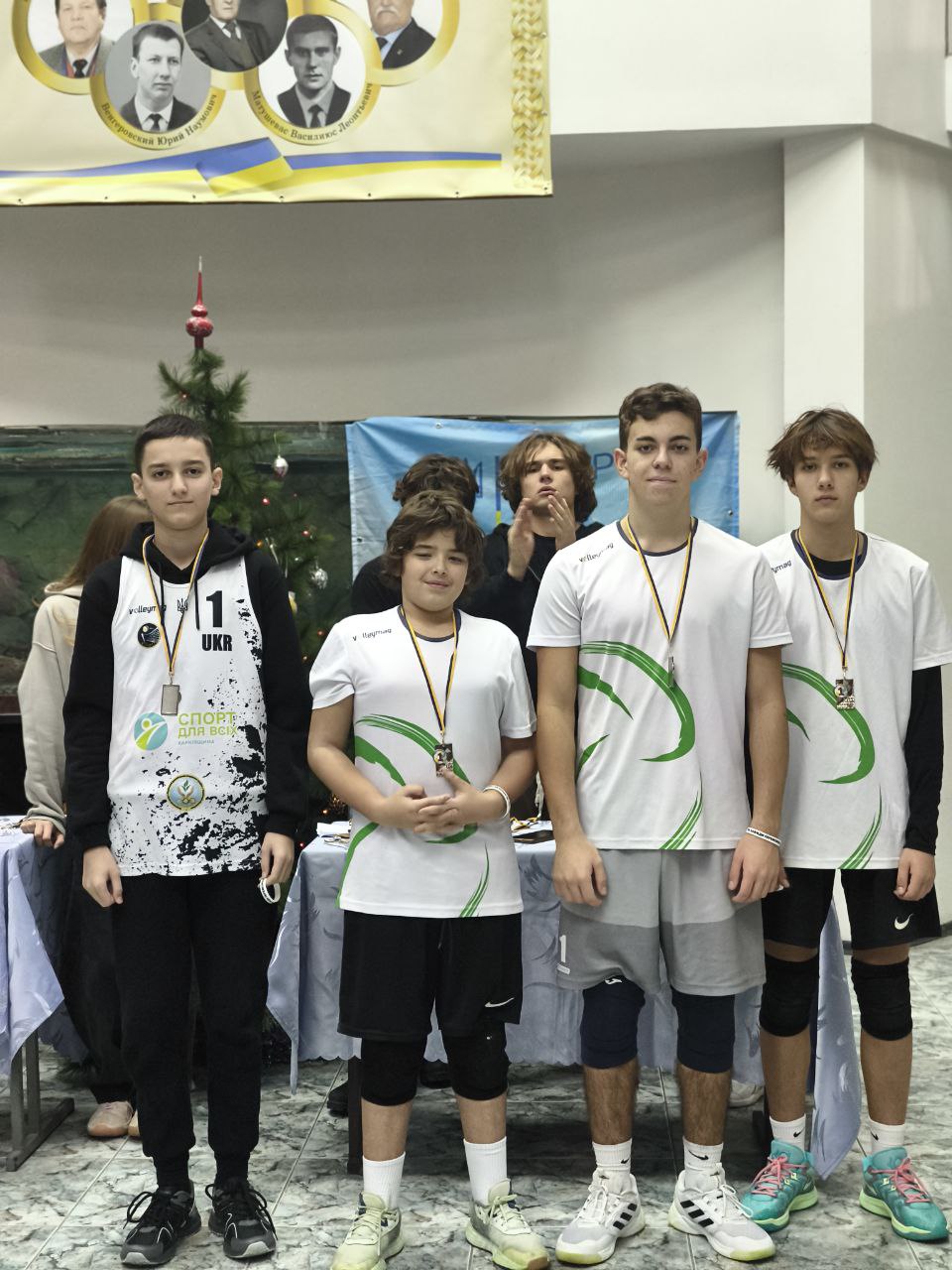 14 грудня 2025 року в Харківському фаховому коледжі спортивного профілю відбувся Новорічний турнір Дитячої ліги Харківської області серед юнаків та дівчат 2011 – 2012 р.н. з паркового волейболу.